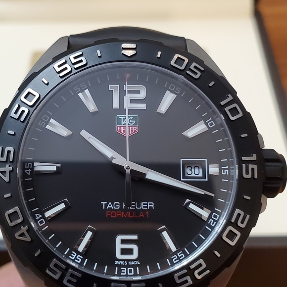 Tag heuer formula 1 (Model :WAU1110 ) - Picture 9 of 12